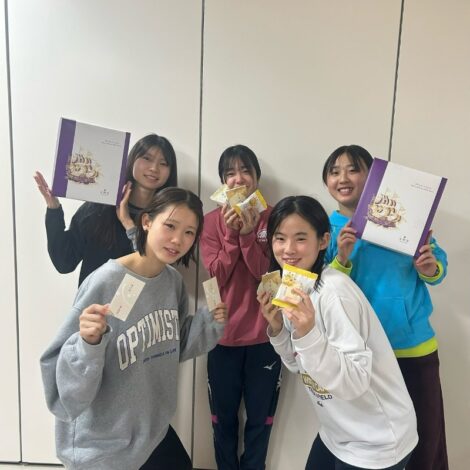 駅伝チーム、差し入れ